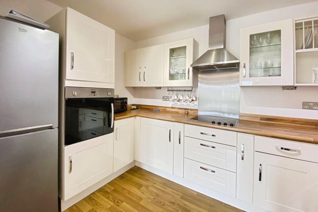 Flat 19, Meadowfields, Chapel Street, Thirsk photo 3
