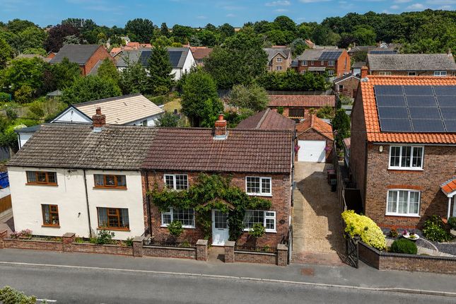 3-bed house on 36 Low Road, Brigg, £335,000
