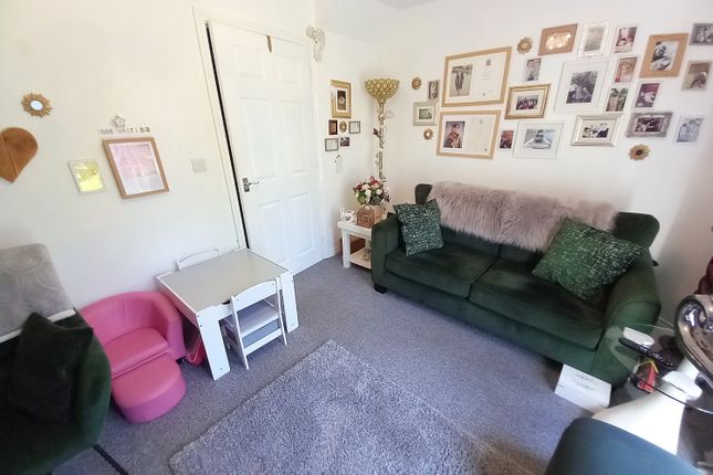63, Central Grange, Bishop Auckland photo 3