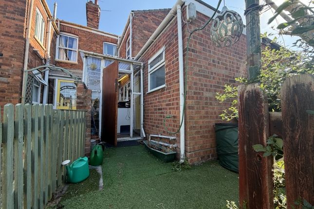 7 Providence Place, Ravensmere, Beccles photo 2