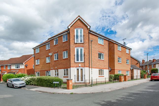 Flat for sale in Forge Avenue, Bromsgrove, Worcestershire