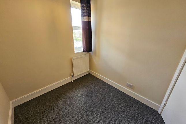 Property to rent in Regent Street, Desborough, Kettering