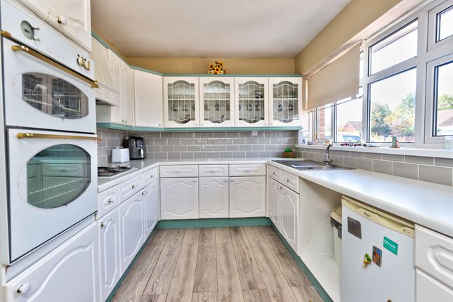 23 Roden Grove, Shrewsbury photo 4