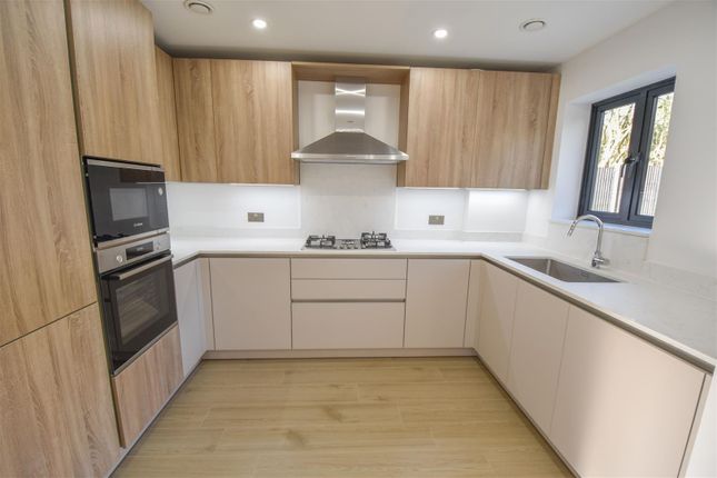 Plot 6, Barnmead Close, Start Hill, Bishop's Stortford photo 2