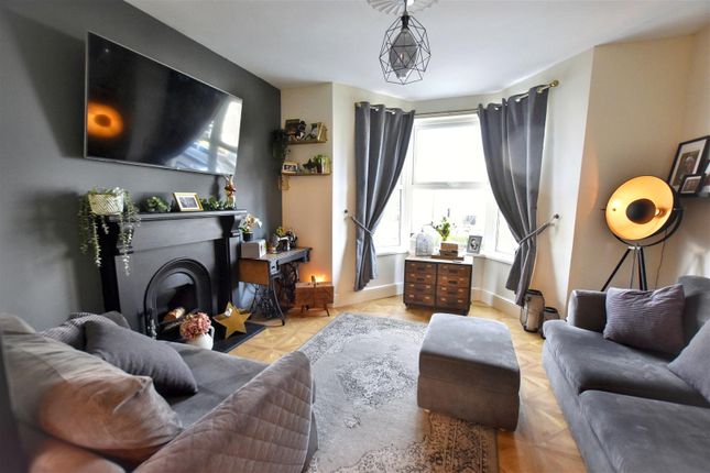 3, Barncoose Terrace, Redruth photo 2