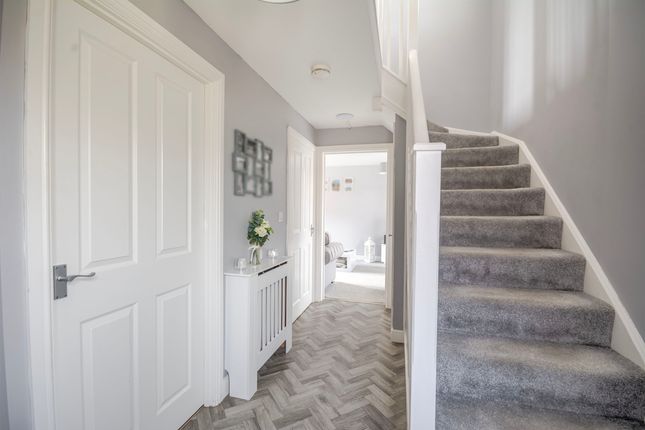 33 Ocean Drive, Mansfield photo 2