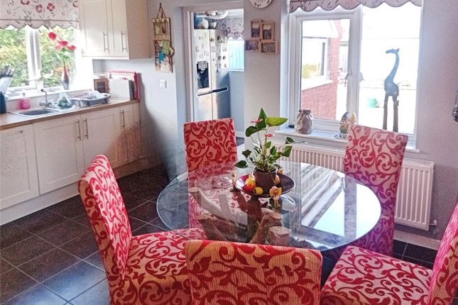 54, Westfield Road, Derbyshire photo 3