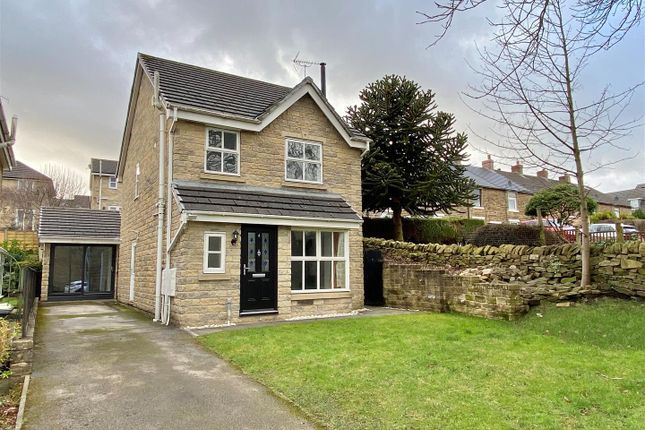 Thumbnail Detached house for sale in Frood Close, Chapel-En-Le-Frith, High Peak