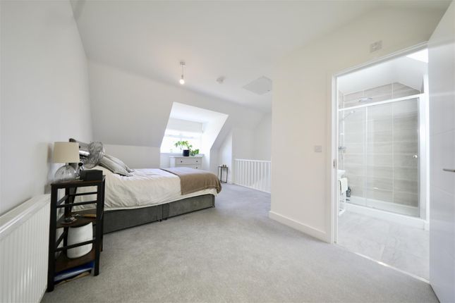 9, Ashbridge Close, Beverley photo 4