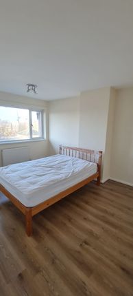 Thumbnail Room to rent in Conway Terrace, Leeds