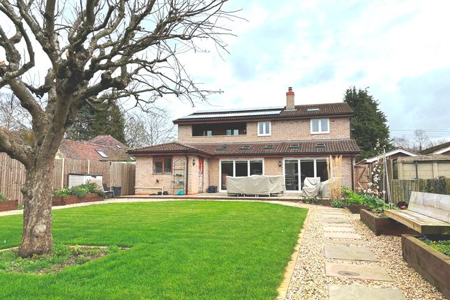 Thumbnail Detached house for sale in Westholme Road, Bidford-On-Avon