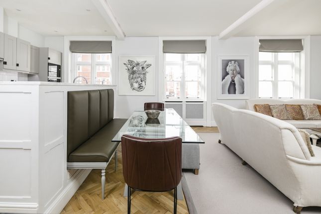 North Audley Street, London photo 3