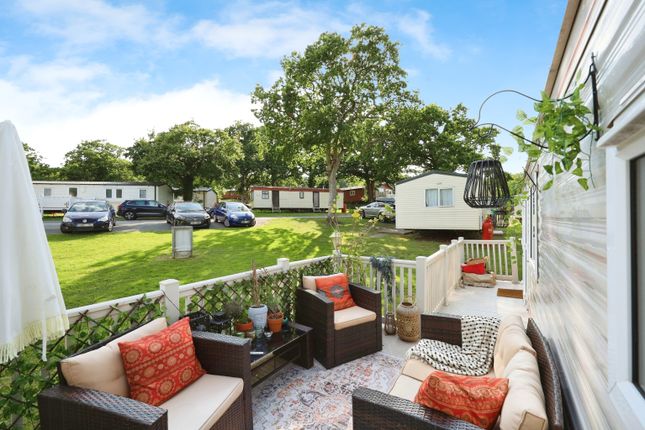 24 Beachlands,, Thorness Lane, Isle of Wight photo 4
