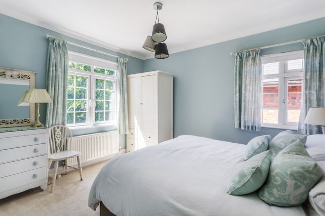 Bedroom 2.Jpg