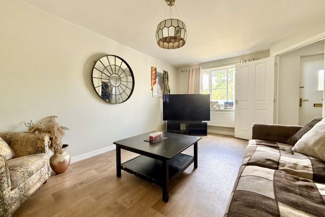 11, Bullock Way, Newent photo 2