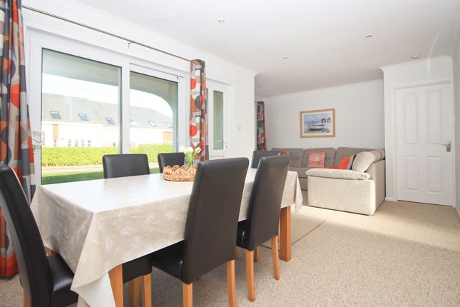 119, Foxglove Crescent, St Merryn photo 3