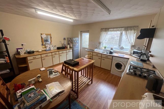 13, North Road, Rhondda Cynon Taff photo 4