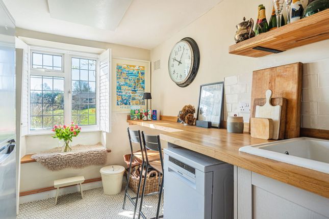 Bird Cottage, 14, Cottons Lane, Tetbury photo 4