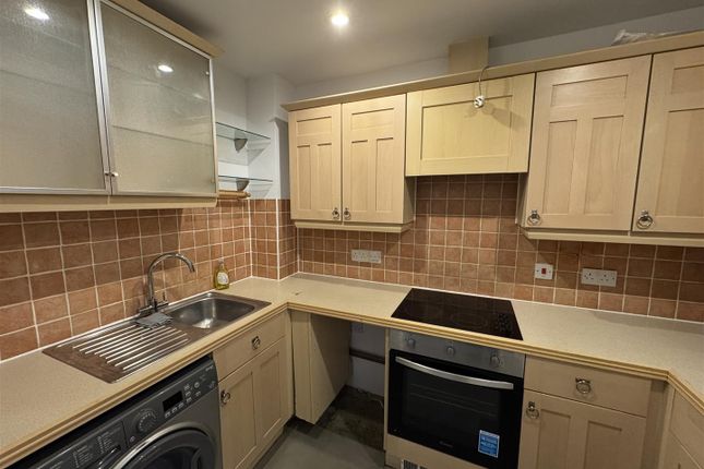 19, Mercer Close, Aylesford photo 2