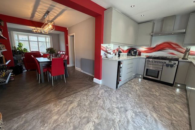 8, Newcome Road, Shenley photo 4