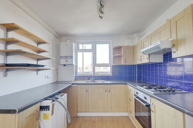 80, Chalkwell Lodge, London Road photo 4