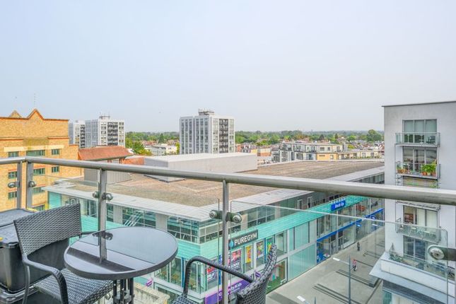 2-bed flat on 517, The Heart, Walton-On-Thames, £345,000