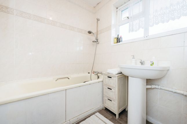 End terrace house for sale in Plough Court, Luton