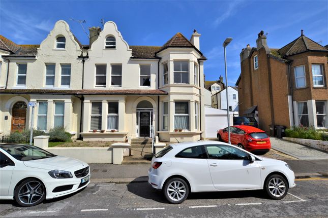 Thumbnail Flat to rent in Albert Road, Bexhill-On-Sea