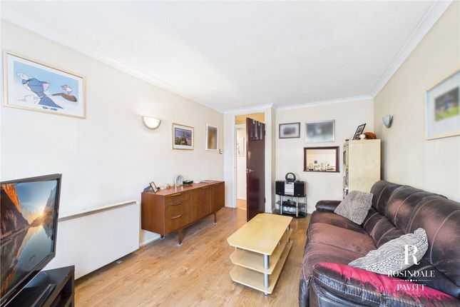Flat 4, 5 Brambledown Road, Wallington photo 4