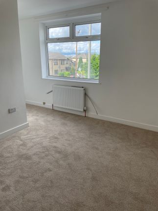Terraced house to rent in Longcauseway, Bolton