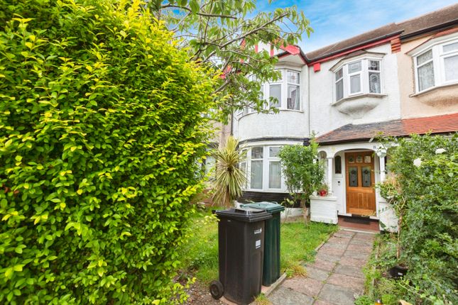 Thumbnail Terraced house for sale in The Drive, Ilford