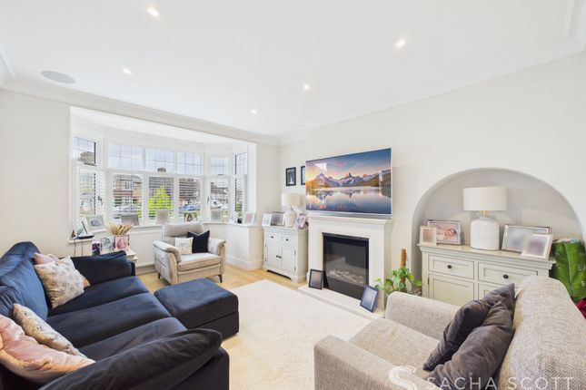 37 Tattenham Grove, Epsom photo 2