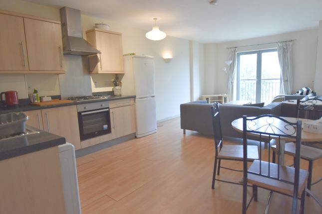 Flat to rent in Raleigh Street, Nottingham