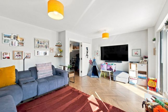 231, Tatham Road, Cardiff photo 2