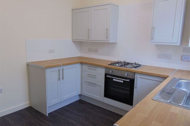 105, Stockbridge Road, Padiham, Burnley photo 3