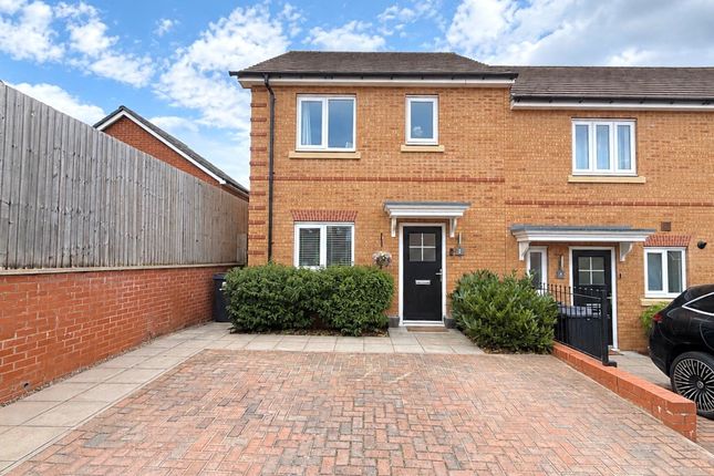 4, Sycamore Grove, West Midlands photo 2