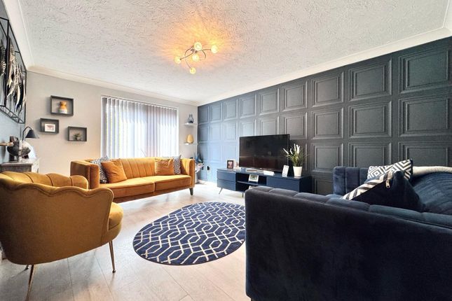 89 The Ridings, Aberdare photo 3