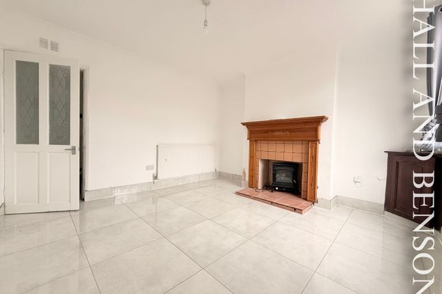 32, NOTTINGHAM photo 2
