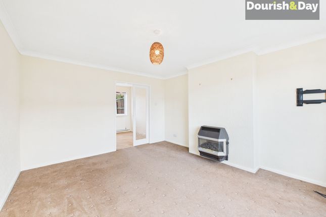 3 Meadow Side, Market Drayton photo 2