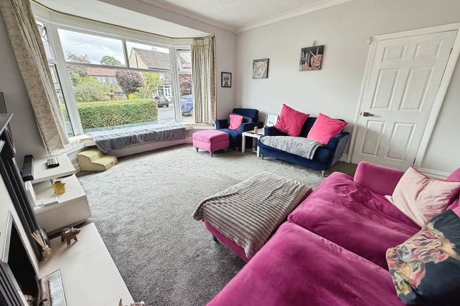 31, Bromley Road, Shipley photo 2