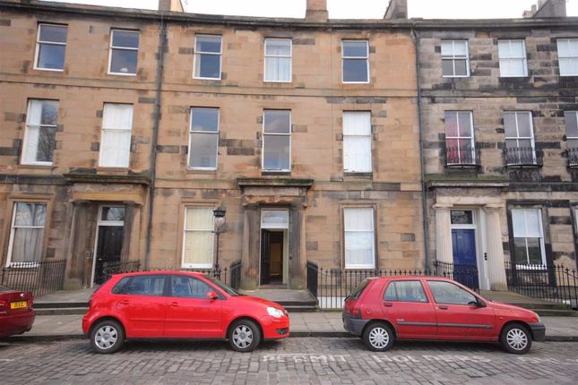 Thumbnail Flat to rent in Royal Crescent, New Town, Edinburgh