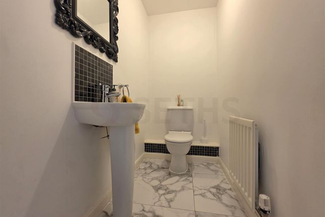 211, Humberstone Lane, Leicester photo 3