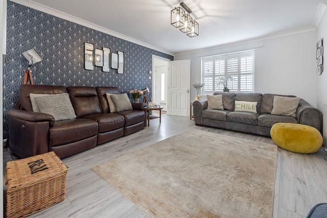 28 Farmstead Way, Bo'ness photo 3