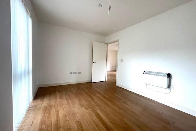 Apartment 73, St. Crispins Court, Stockwell Gate, Mansfield photo 5