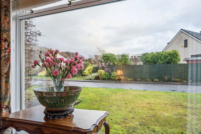 6 Melloch Crescent, Tillicoultry photo 4