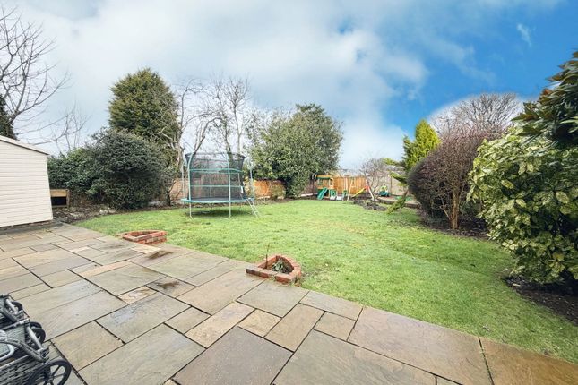 3, Elizabeth Grove, Dudley photo 3