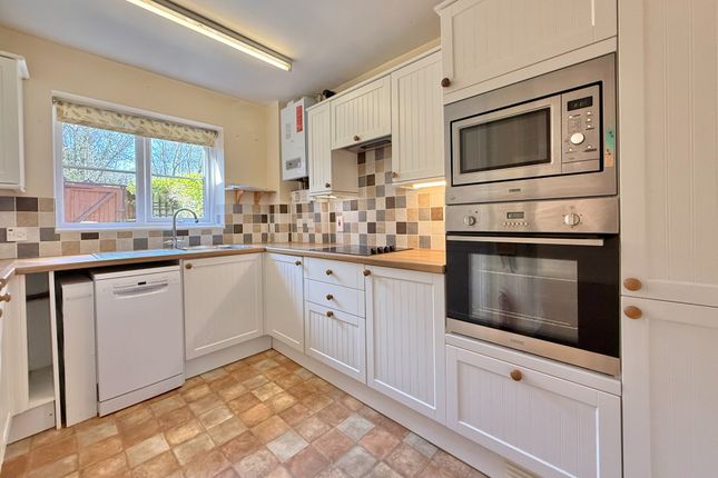 2 Hamblewood Court, Church Lane, Southampton photo 3