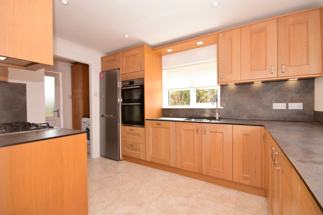 22 Broughton Place, Hamilton photo 4