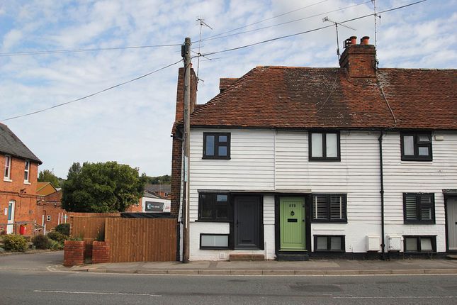 Thumbnail End terrace house for sale in Reading Road, Henley On Thames