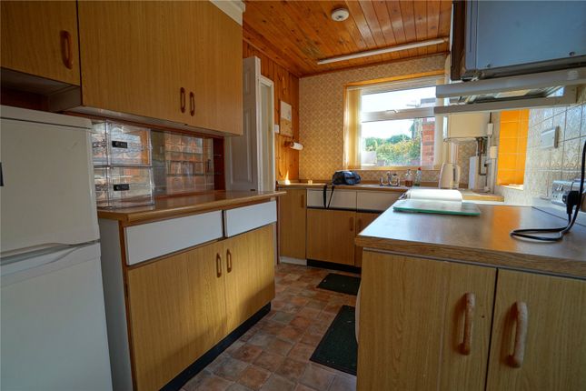 32, Worry Goose Lane, Rotherham photo 4